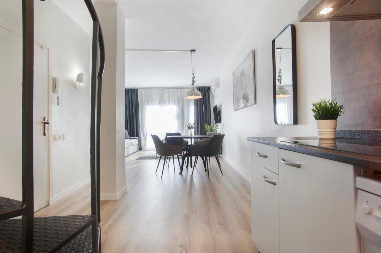 Tendency Apartments 8 Барселона Екстериор снимка
